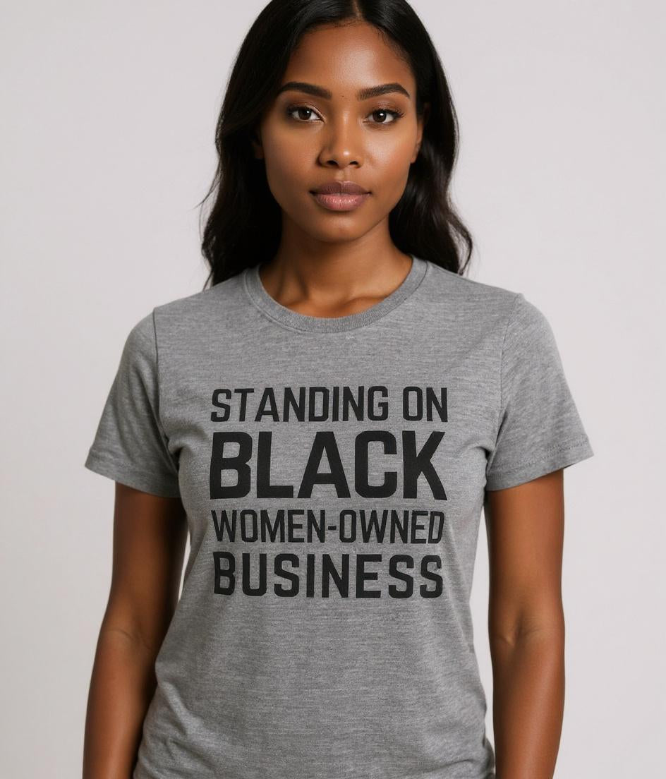 「黒人女性経営のビジネスを支援しよう」Tシャツ
